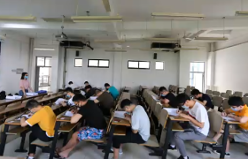 上海10年中考数学试卷整理及分析（20192023）